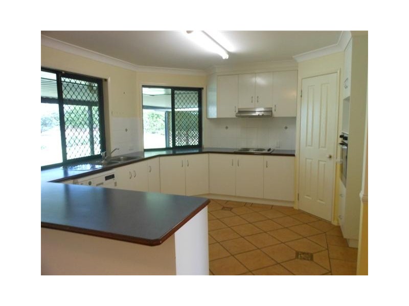 16 Michael Street, Westbrook QLD 4350