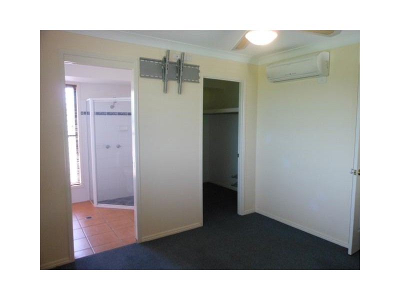 16 Michael Street, Westbrook QLD 4350
