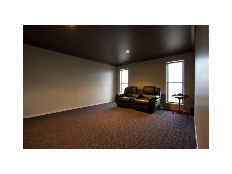 39 Whitman Street, Westbrook QLD 4350