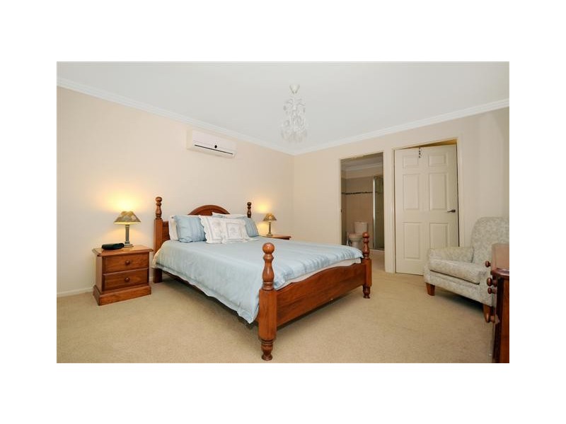 11 Tennyson Court, Westbrook QLD 4350