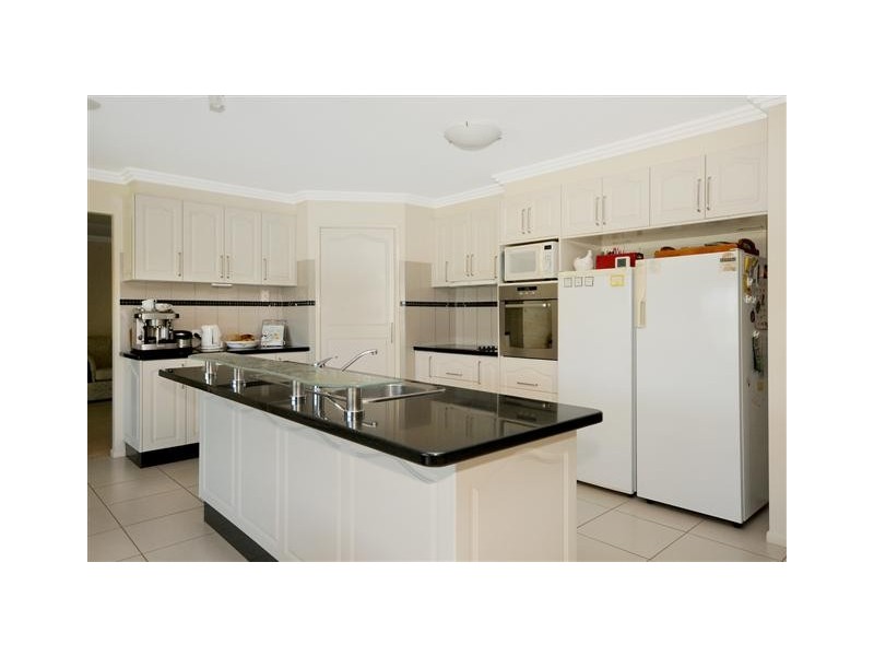 11 Tennyson Court, Westbrook QLD 4350