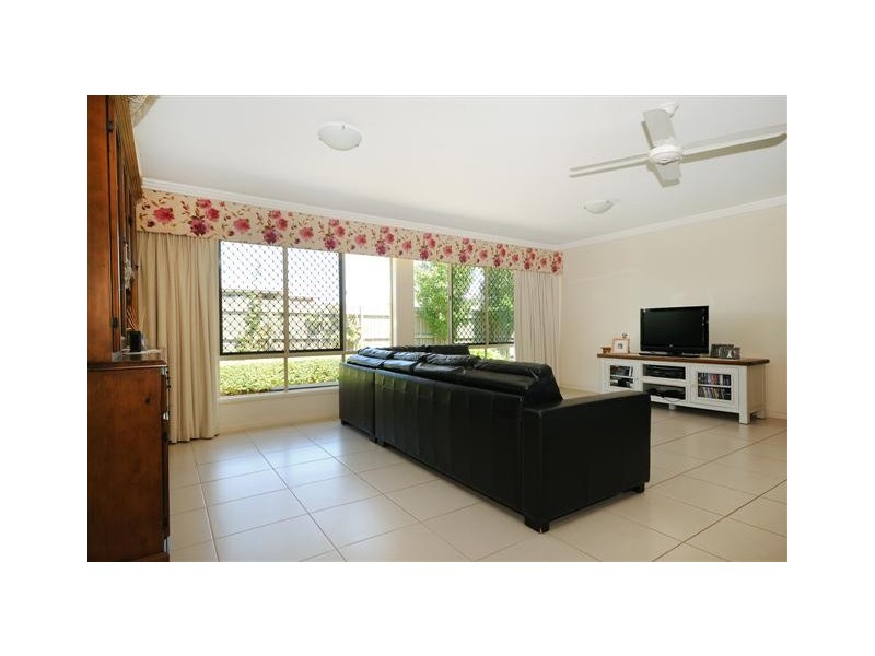 11 Tennyson Court, Westbrook QLD 4350