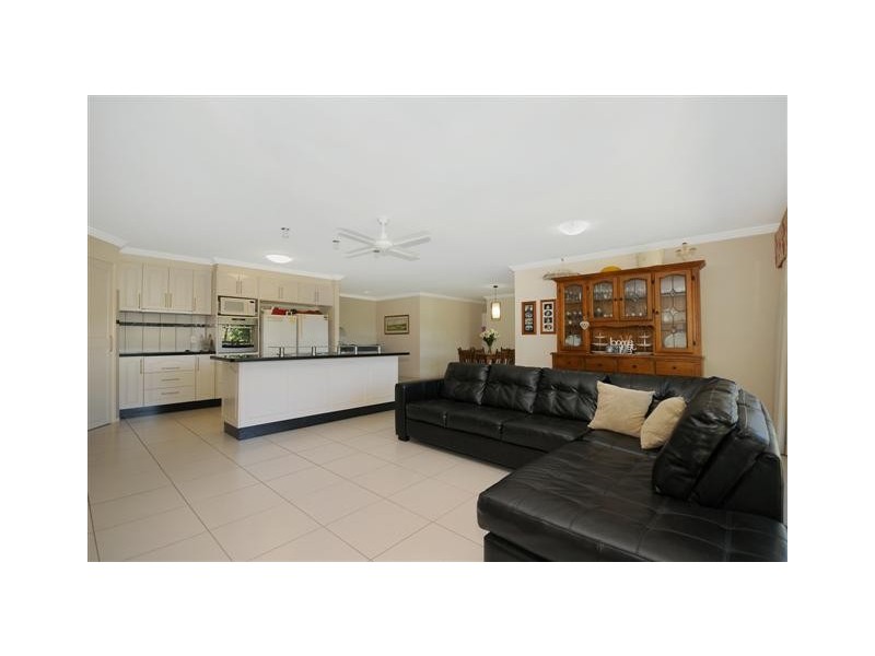 11 Tennyson Court, Westbrook QLD 4350