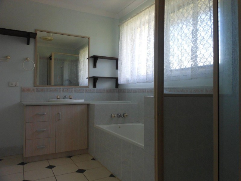 30 Garrett Road, Meringandan QLD 4352