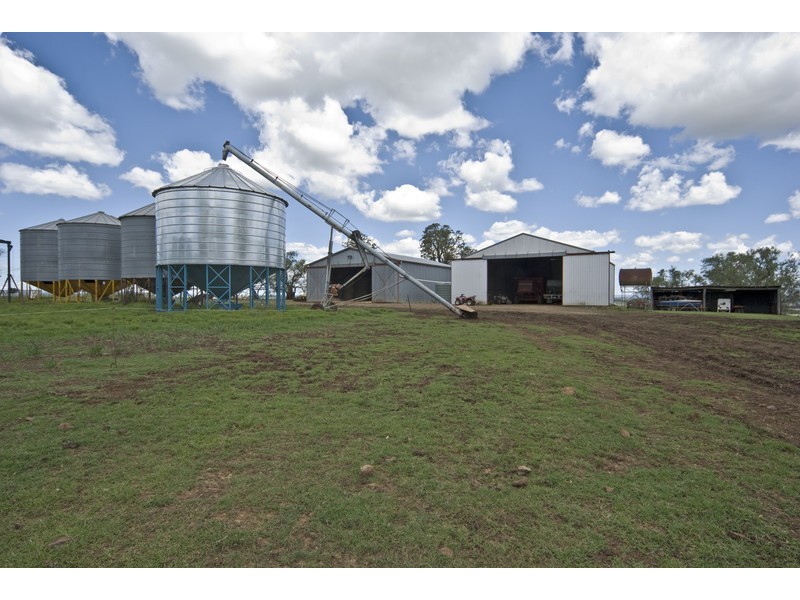 Crn Drayton and Merivale St, Allora QLD 4362