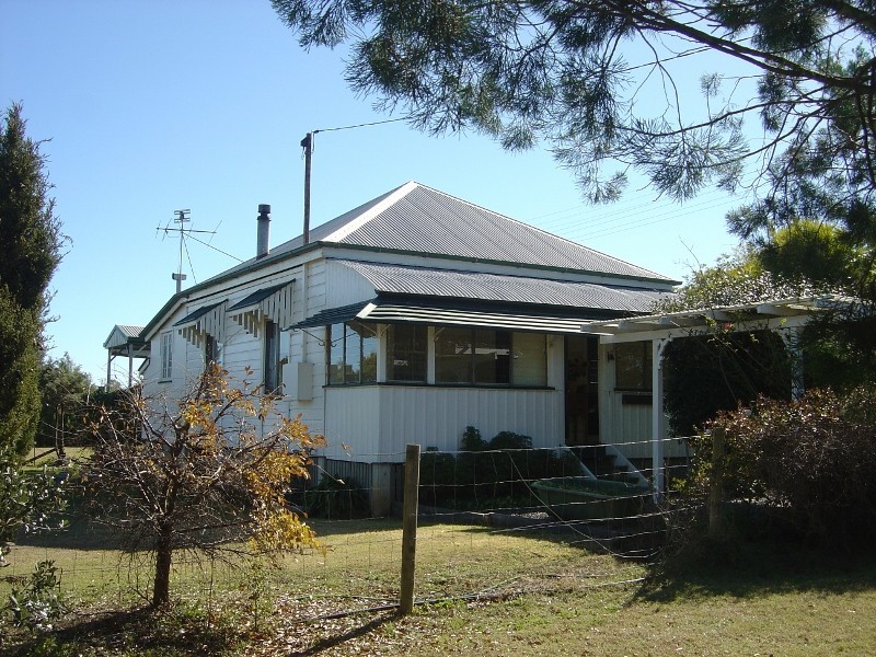 2 Oconnell Street, Allora QLD 4362