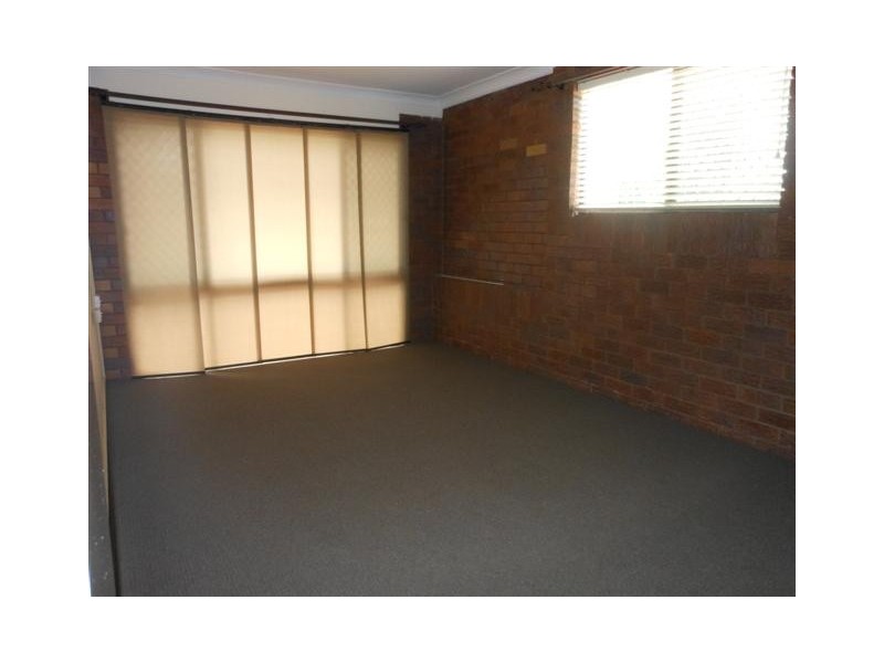 Unit 1/10 George Street, East Toowoomba QLD 4350