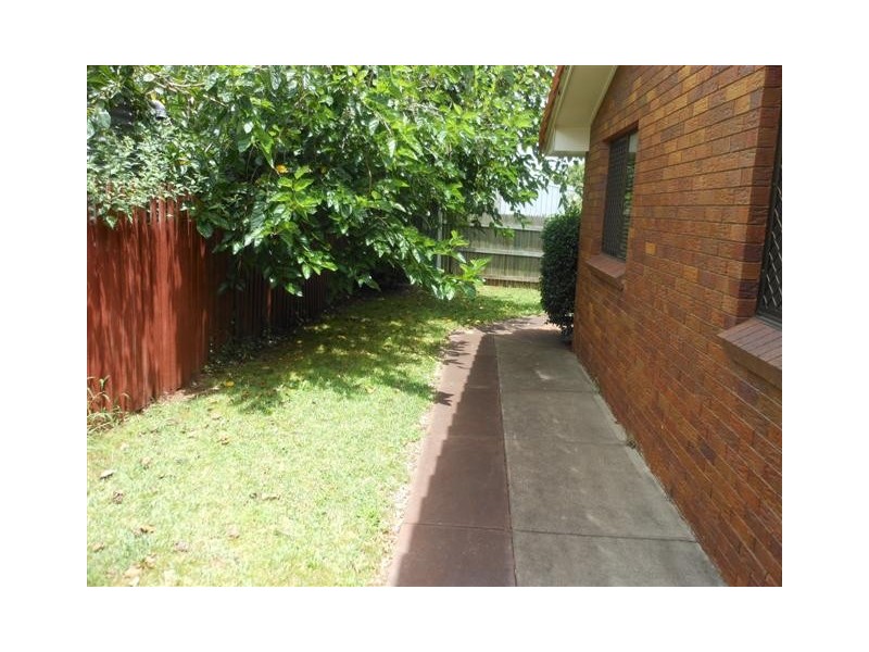 Unit 1/10 George Street, East Toowoomba QLD 4350