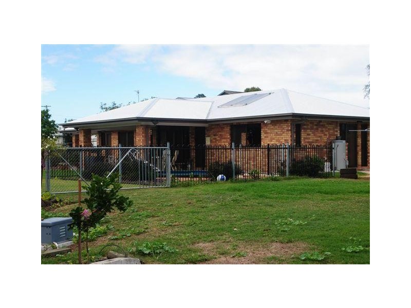 11 Academy Court, Glenvale QLD 4350