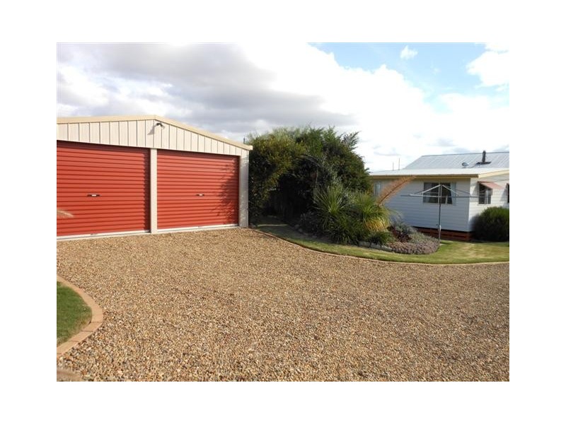 33 Stanley Street, Greenmount QLD 4359