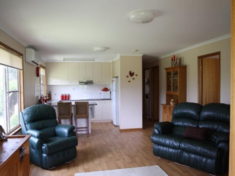 48 Woodland Rd, Greenmount QLD 4359