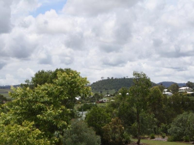 48 Woodland Rd, Greenmount QLD 4359