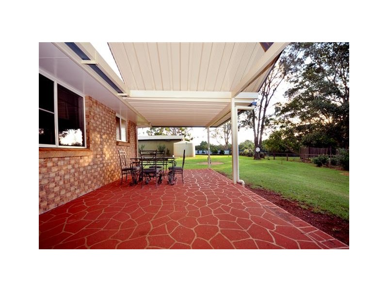 3 Highfields Road, Highfields QLD 4352