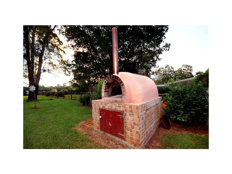 3 Highfields Road, Highfields QLD 4352