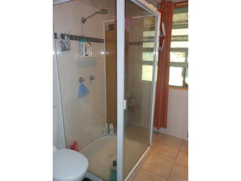 9 Warwick Street, Leyburn QLD 4365