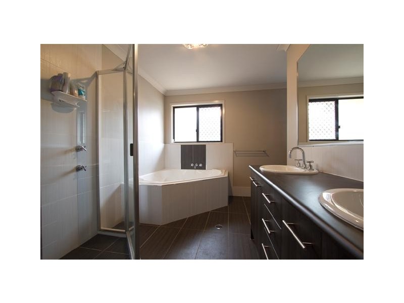 39 Whitman Street, Westbrook QLD 4350