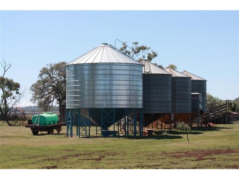 Crn Drayton Rd and Merivale St, Allora QLD 4362