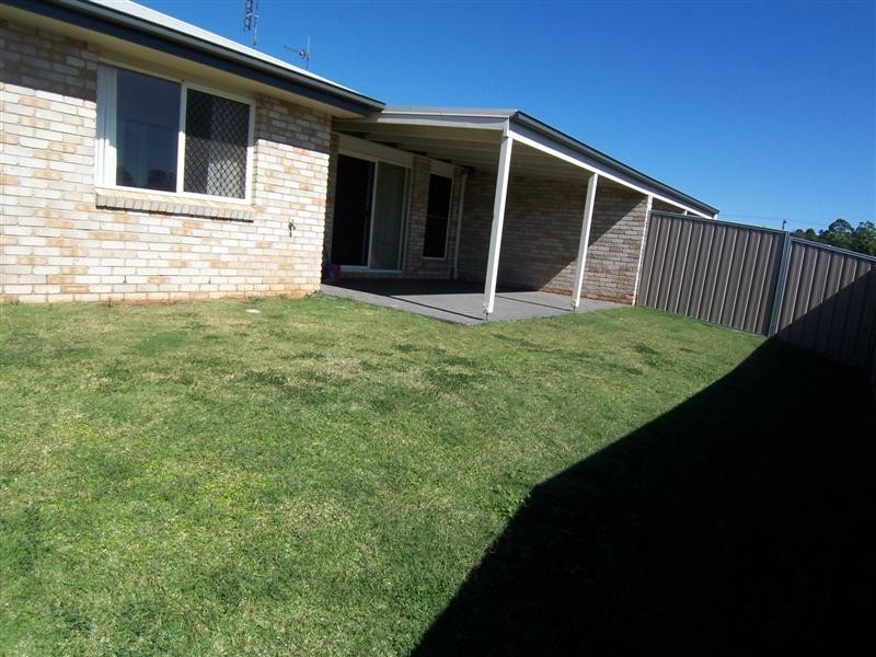 33 Willowburn Drive, Rockville QLD 4350