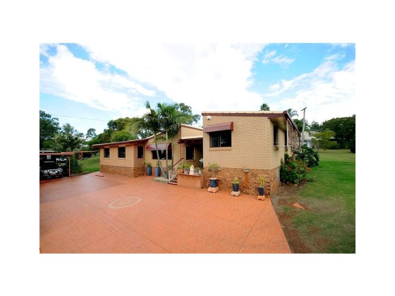 4 Ramsey Road, Glenvale QLD 4350