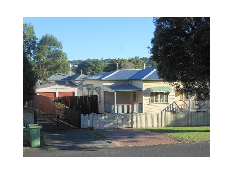 2 Murphy Street, Rangeville QLD 4350