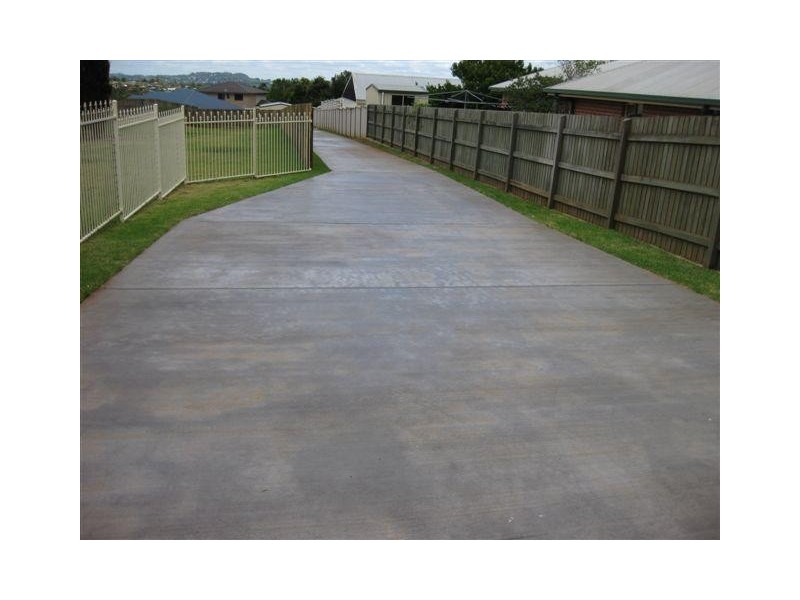 127 Spring Street, Middle Ridge QLD 4350