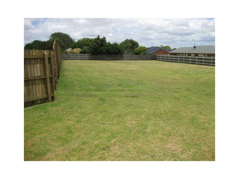 127 Spring Street, Middle Ridge QLD 4350