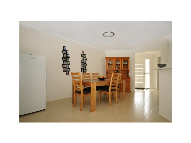 4 Ace Drive, Glenvale QLD 4350