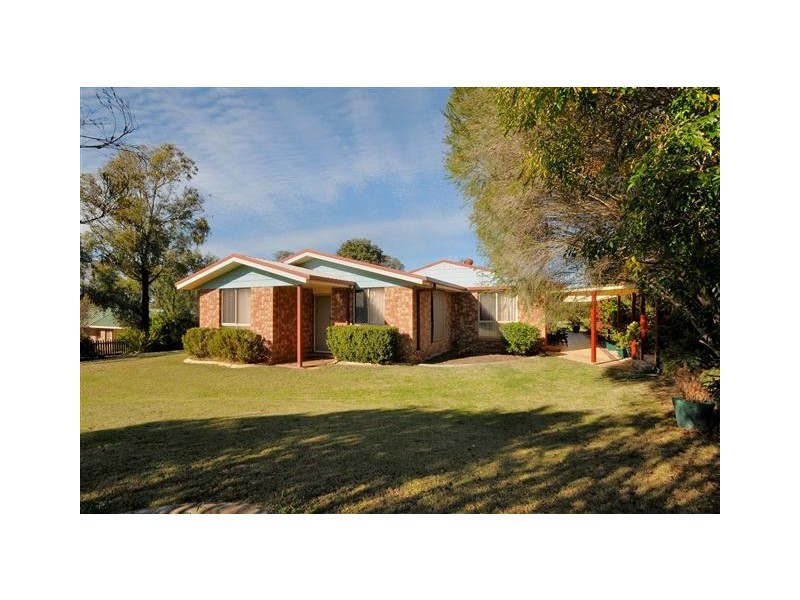 49 Peters Road, Meringandan West QLD 4352