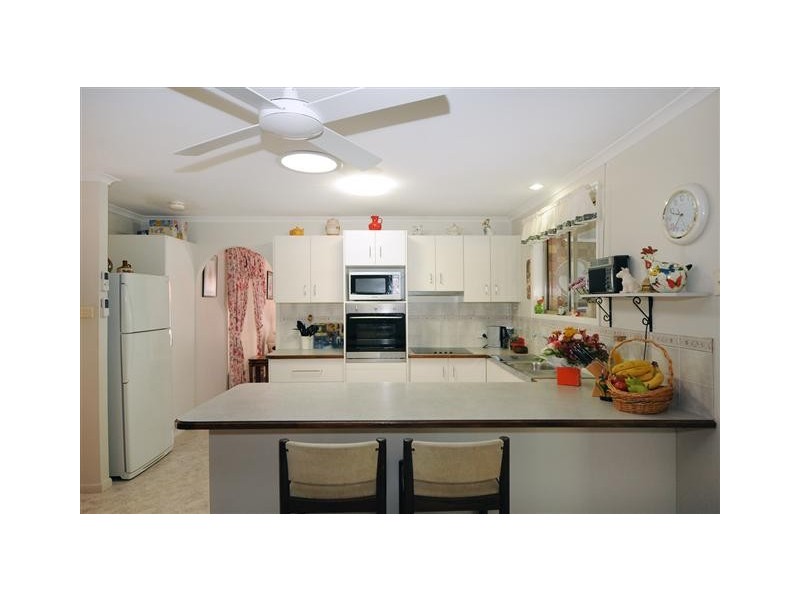 49 Peters Road, Meringandan West QLD 4352