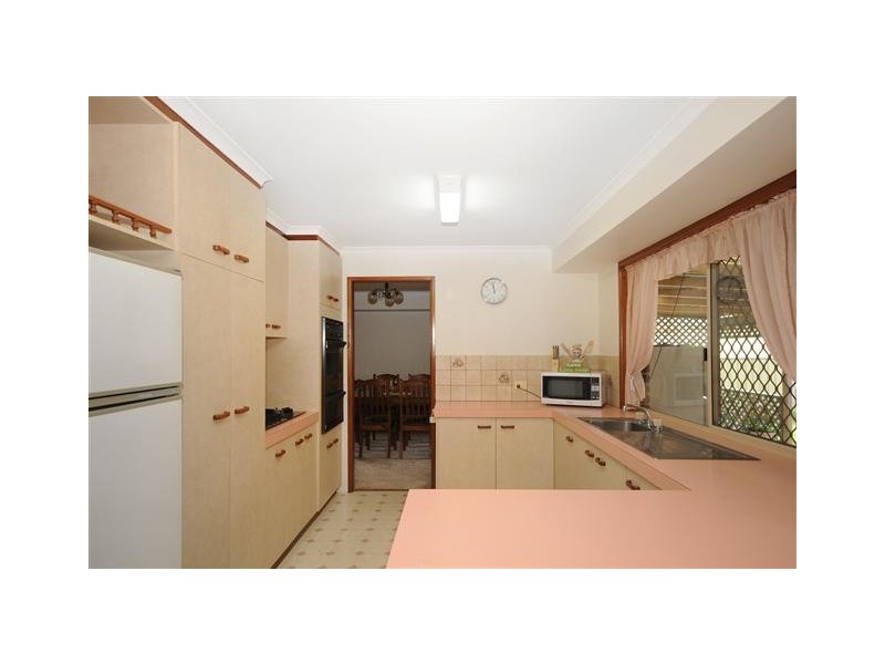 72 Hoepper Street, Kearneys Spring QLD 4350