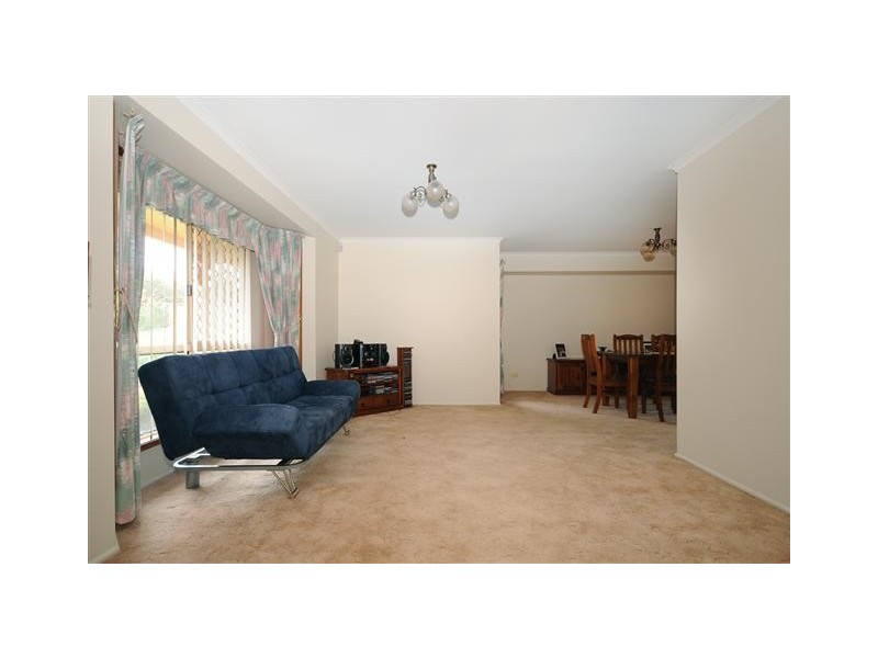 72 Hoepper Street, Kearneys Spring QLD 4350