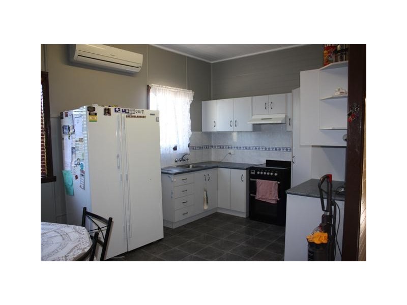 6 Creek Street, Cambooya QLD 4358