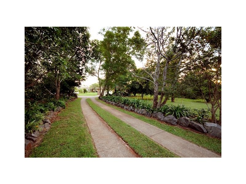 3 Highfields Road, Highfields QLD 4352