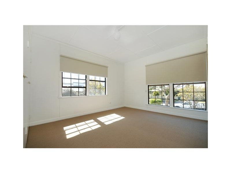 227c West Street, Harristown QLD 4350