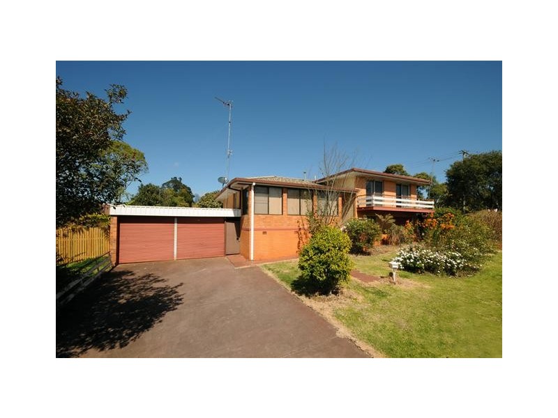 4 Cassia Street, Centenary Heights QLD 4350