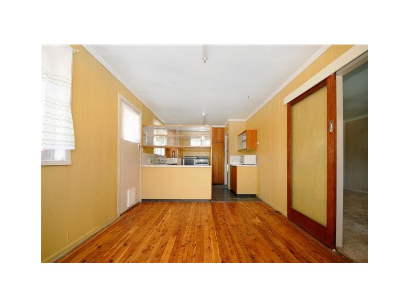 4 Cassia Street, Centenary Heights QLD 4350