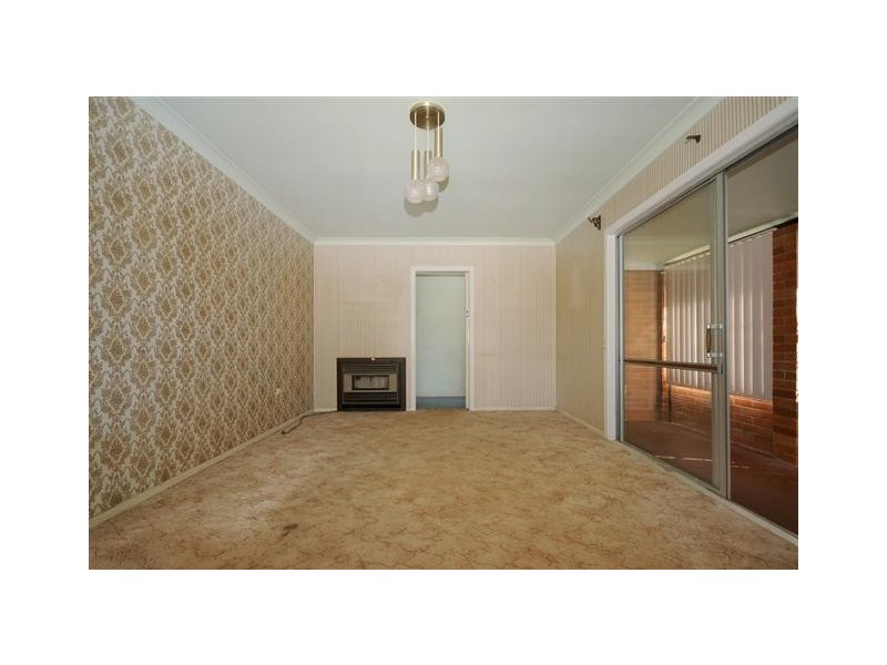 4 Cassia Street, Centenary Heights QLD 4350