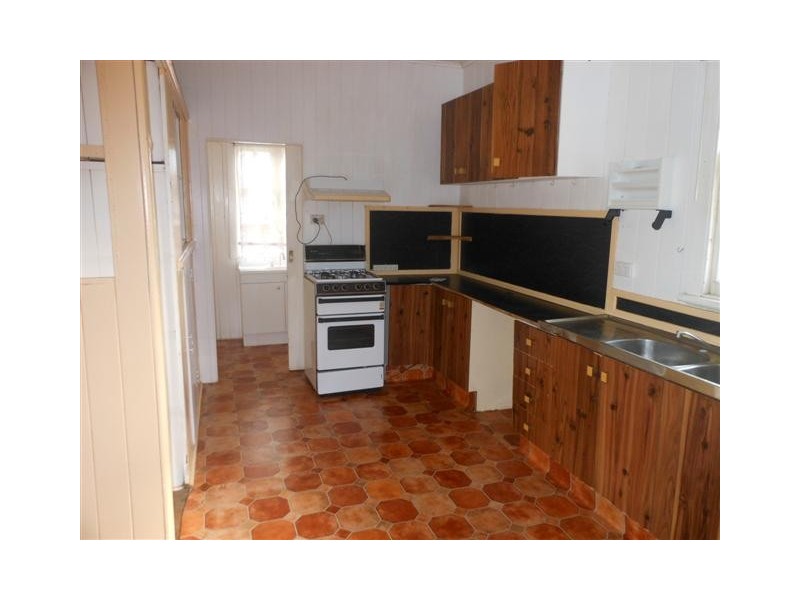 19a Hillside Street, Newtown QLD 4350