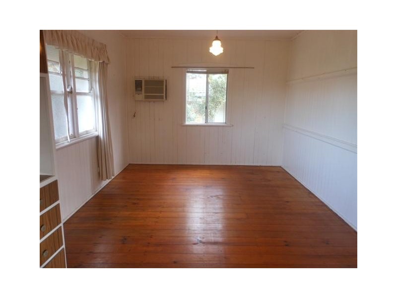 19a Hillside Street, Newtown QLD 4350