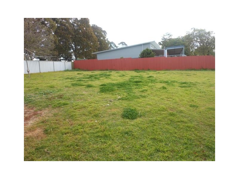 19a Hillside Street, Newtown QLD 4350