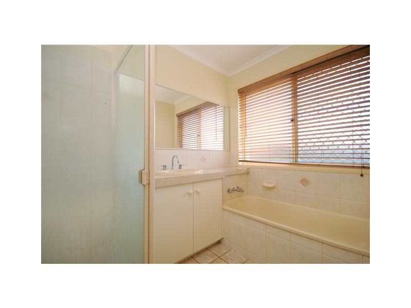 19 Gundry Court, Kearneys Spring QLD 4350