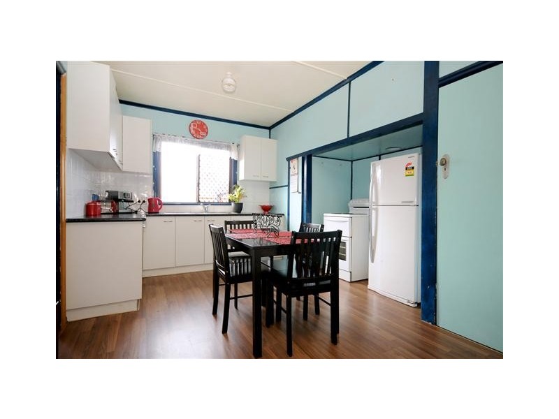 34 Stehn Street, Harristown QLD 4350