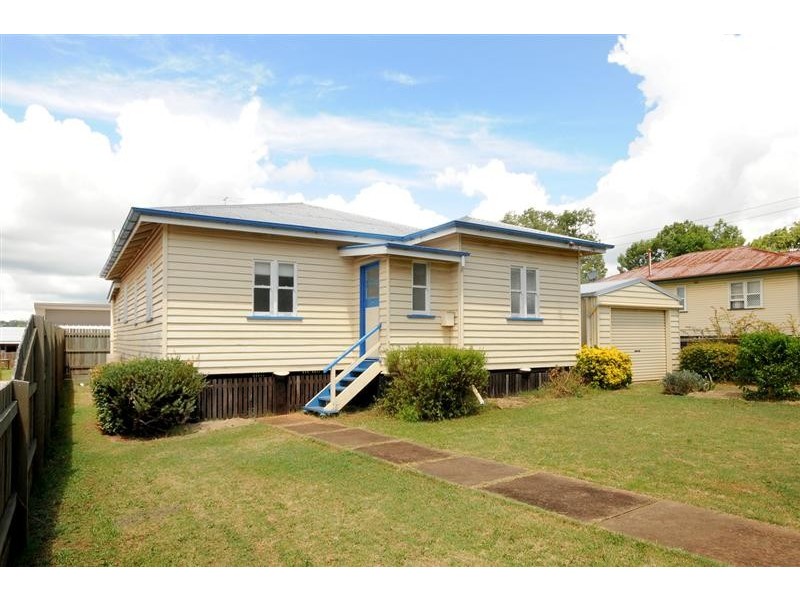 10 Dodd Street, Newtown QLD 4350