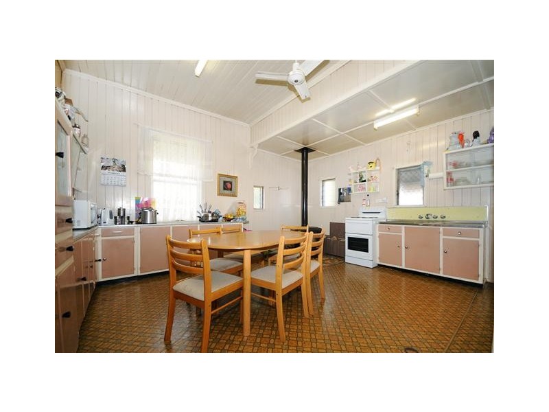 19 Hagan Street, North Toowoomba QLD 4350