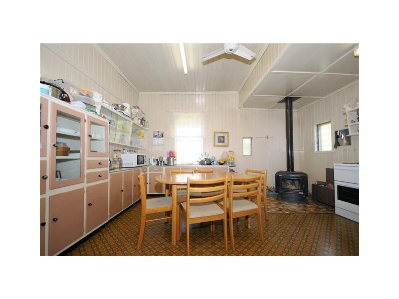 19 Hagan Street, North Toowoomba QLD 4350