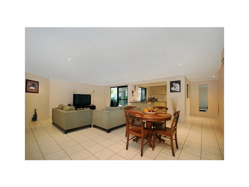 21 Cherokee Drive, Wilsonton QLD 4350