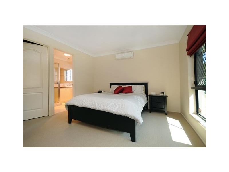 21 Cherokee Drive, Wilsonton QLD 4350