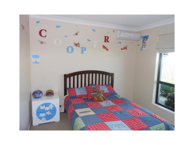 21 Cherokee Drive, Wilsonton QLD 4350