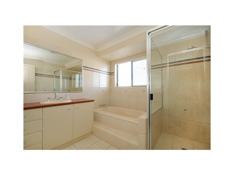 21 Cherokee Drive, Wilsonton QLD 4350