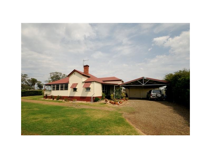 26 King Street,, Greenmount QLD 4359